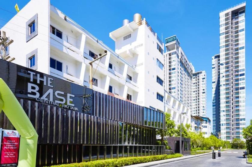 The Base Central Pattaya Quiet King-Bed With Infinity Pool & Free Netflix! Екстериор снимка